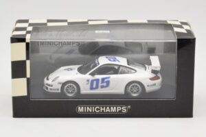 Porsche 911 997 GT3 Cup #5 Presentation 2005 Minichamps 1:43 400056400 メタル - 画像 4/4