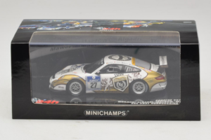 Porsche 911 997 GT3 Cup #27 24 Hours of Nurburgring 2010 Minichamps 1:43 437106727 メタル - 画像 4/4
