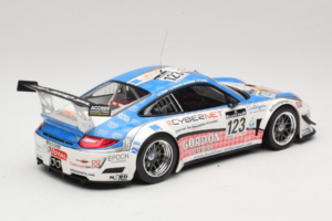 Porsche 911 997 GT3 R #123 Muhlner Motorsport E. Fumal / E. Thiry 24 Hours of Spa 2011 Minichamps 1:18 151118923 メタル - 画像 2/6