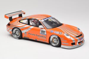 Porsche 911 997 GT3 R #88 Porsche Consulting 2005 AUTOart 1:18 77821 メタル - 画像 6/8