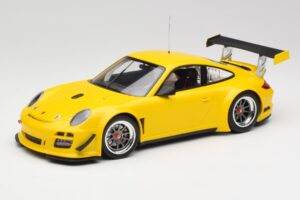 Porsche 911 997 GT3 R Street レーシングイエロー Minichamps 1:18 151108902 メタル