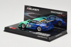 Porsche 911 997 GT3 R #44 Team Falken S. Henzler / P. Dumbreck / M. Ragginger / S. Asch 24 Hours Nurburgring 2011 Minichamps  - 画像 3/4