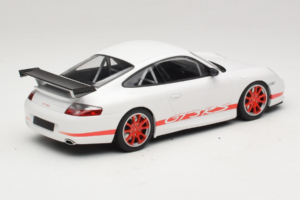 Porsche 911 996 GT3 RS ホワイト レッドストライプ Minichamps 1:18 155062020 メタル - 画像 2/6