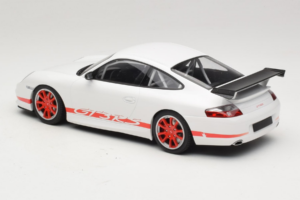 Porsche 911 996 GT3 RS ホワイト レッドストライプ Minichamps 1:18 155062020 メタル - 画像 5/6