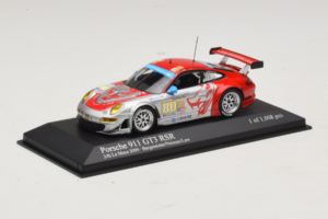 Porsche 911 997 GT3 RSR #80 J. Bergmeister / S. Neiman / D. Law 24 Hours of Le Mans 2009 Minichamps 1:43 400096980 メタル - 画像 2/4