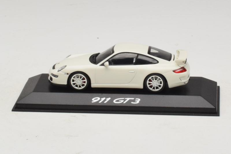 Porsche 911 997 GT3 ホワイト Minichamps 1:43 WAP02012016 メタル