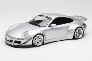 Porsche 911 997 RWB Abu Dhabi IXO 1:18 18CMC166 メタル