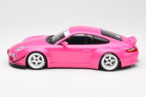 Porsche 911 997 RWB ピンク IXO 1:18 18CMC167 メタル - 画像 3/5