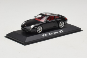 Porsche 911 997 Targa 4S ブラック Minichamps 1:43 WAP02002518 メタル - 画像 2/4