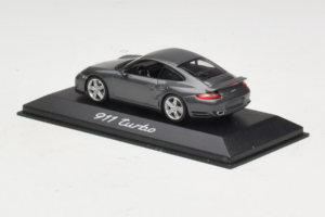Porsche 911 997 Turbo Grey Metallic Minichamps 1:43 WAP02013116 メタル - 画像 3/4