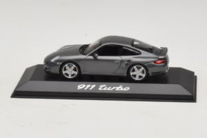 Porsche 911 997 Turbo Grey Metallic Minichamps 1:43 WAP02013016 メタル