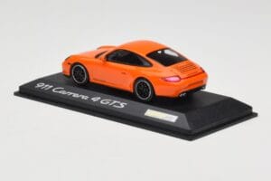 Porsche 911 997.2 Carrera 4 GTS オレンジ Minichamps 1:43 WAP0201140C メタル - 画像 3/4