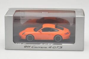 Porsche 911 997.2 Carrera 4 GTS オレンジ Minichamps 1:43 WAP0201140C メタル - 画像 4/4
