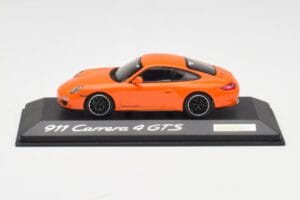 Porsche 911 997.2 Carrera 4 GTS オレンジ Minichamps 1:43 WAP0201140C メタル