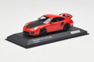 Porsche 911 997.2 GT2 RS レッド ブラックホイール Minichamps 1:43 400069407 メタル - 画像 2/4
