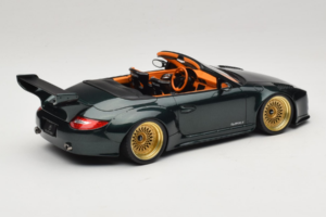 Porsche 911 992 カブリオレ Old & New Tokyo Auto Salon GT Spirit 1:18 GT548 レジン - 画像 2/6