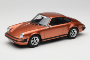 Porsche 911 G-Series Carrera 2.7 ラストオレンジ GT Spirit 1:18 GT011CS レジン