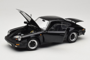 Porsche 911 Carrera 3.2 ブラック Minichamps 1:18 100063060-R1 メタル - 画像 2/8