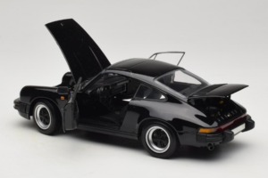 Porsche 911 Carrera 3.2 ブラック Minichamps 1:18 100063060-R1 メタル - 画像 5/8