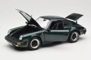 Porsche 911 Carrera Green Metallic Minichamps 1:18 100063022 メタル - 画像 2/8