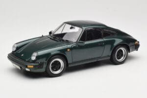 Porsche 911 Carrera Green Metallic Minichamps 1:18 100063022 メタル