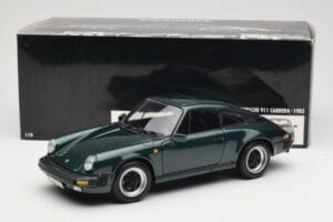 Porsche 911 Carrera Green Metallic Minichamps 1:18 100063022 メタル - 画像 8/8