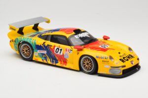 Porsche 911 GT1 #1 D. Rohr / R. Pilgrim / A. McNish 1997 UT Models 1:18 39724 メタル - 画像 6/8
