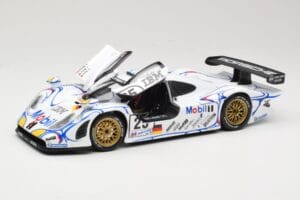 Porsche 911 GT1 #25 Porsche AG U. Alzen / J. Muller / B. Wollek 24 Hours of Le Mans 1998 Maisto 1:18 56052 メタル - 画像 2/8