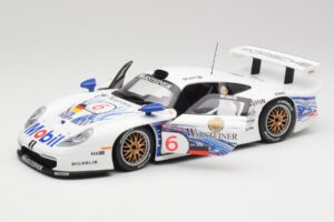 Porsche 911 GT1 #6 T. Boutsen / H-J. Stuck 1997 UT Models 1:18 39720 メタル - 画像 2/8