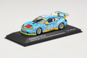 Porsche 911 GT3 R #66 Buckler / Schrom 24 Hours of Daytona 2002 Minichamps 1:43 400026966 メタル - 画像 2/4