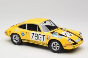 Porsche 911 S Racing Team AAW #79 H. Frohlich / P. Toivonen 1000km Nurburgring 1971 Minichamps 1:18 107706879 レジン - 画像 4/6