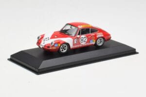 Porsche 911 S #82 Team Kremer Racing 1000km ADAC Neuhaus Class Winner 1971 Minichamps 1:43 400716882 メタル - 画像 2/4