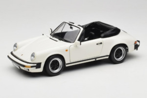 Porsche 911 SC カブリオレ ホワイト Minichamps 1:18 100063031 メタル