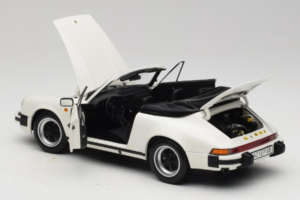 Porsche 911 SC カブリオレ ホワイト Minichamps 1:18 100063031 メタル - 画像 5/8