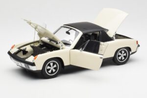 Porsche 914/6 ライトアイボリー AUTOart 1:18 77933 メタル - 画像 2/8