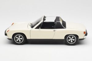 Porsche 914/6 ライトアイボリー AUTOart 1:18 77933 メタル - 画像 4/8