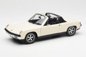 Porsche 914/6 ライトアイボリー AUTOart 1:18 77933 メタル