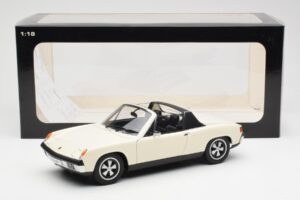 Porsche 914/6 ライトアイボリー AUTOart 1:18 77933 メタル - 画像 8/8