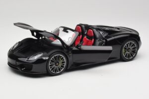 Porsche 918 Spyder バサルト ブラック メタリック Minichamps 1:18 110062431 メタル - 画像 2/8