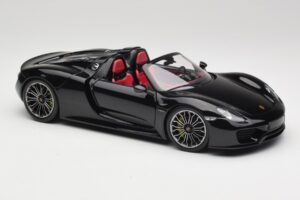 Porsche 918 Spyder バサルト ブラック メタリック Minichamps 1:18 110062431 メタル - 画像 6/8