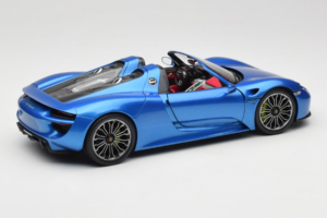 Porsche 918 Spyder Blue Metallic Minichamps 1:18 110062432 メタル - 画像 3/8