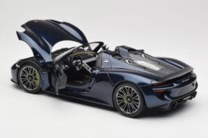 Porsche 918 Spyder ブルー メタリック Minichamps 1:18 113062434 メタル - 画像 5/8