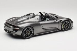 Porsche 918 Spyder リキッドメタル シルバー Minichamps 1:18 110062430 メタル - 画像 3/8