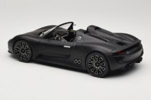 Porsche 918 Spyder Matte Black Minichamps 1:18 110060031 メタル - 画像 7/8
