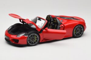 Porsche 918 Spyder レッド Minichamps 1:18 110062435 メタル - 画像 2/8