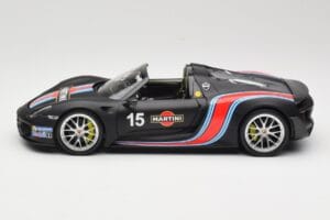 Porsche 918 Spyder Weissach Package Matt Black With Martini Stripes Minichamps 1:18 110062445 メタル - 画像 4/8
