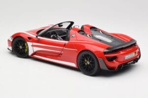 Porsche 918 Spyder Weissach Package レッド & ホワイト ストライプ Minichamps 1:18 110062442 メタル - 画像 8/9
