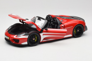 Porsche 918 Spyder Weissach Package レッド ホワイト ストライプ Minichamps 1:18 110062442-O1 メタル - 画像 2/8