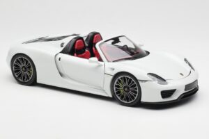 Porsche 918 Spyder ホワイト Minichamps 1:18 110062436 メタル - 画像 6/8