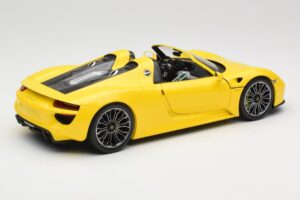 Porsche 918 Spyder イエロー Minichamps 1:18 110062434 メタル - 画像 3/8